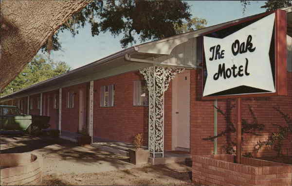 Old Post Card The Oak Motel